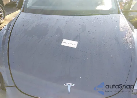 2023 Tesla Model Y из США, поврежденный, VIN 7SAYGDEE0PA172079